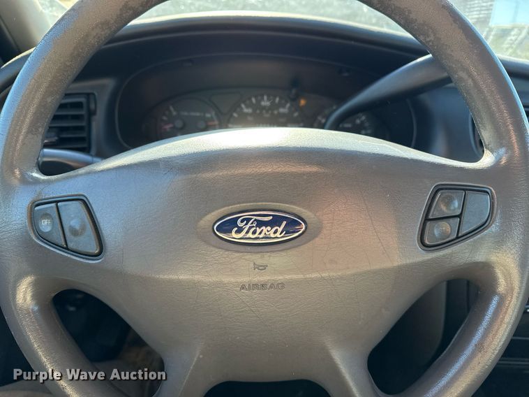 image for item EG7979 2000 Ford Taurus 