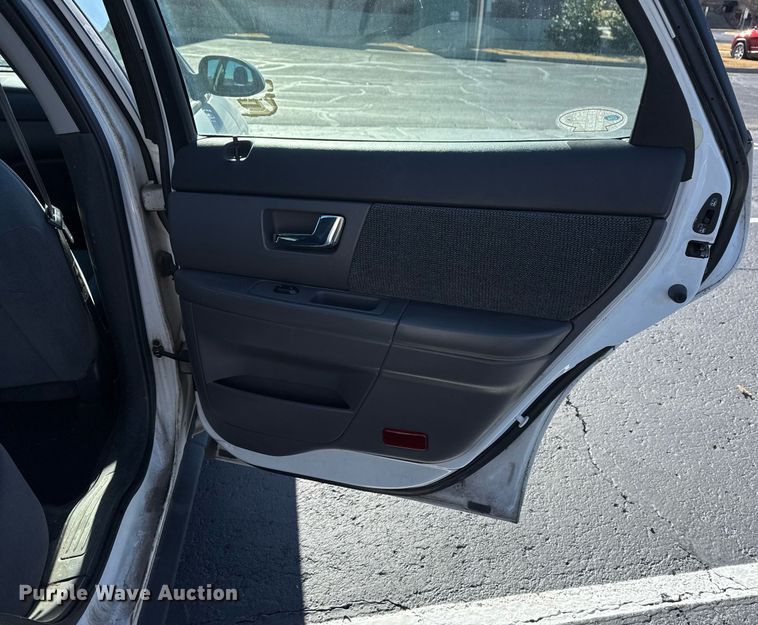 image for item EG7979 2000 Ford Taurus 