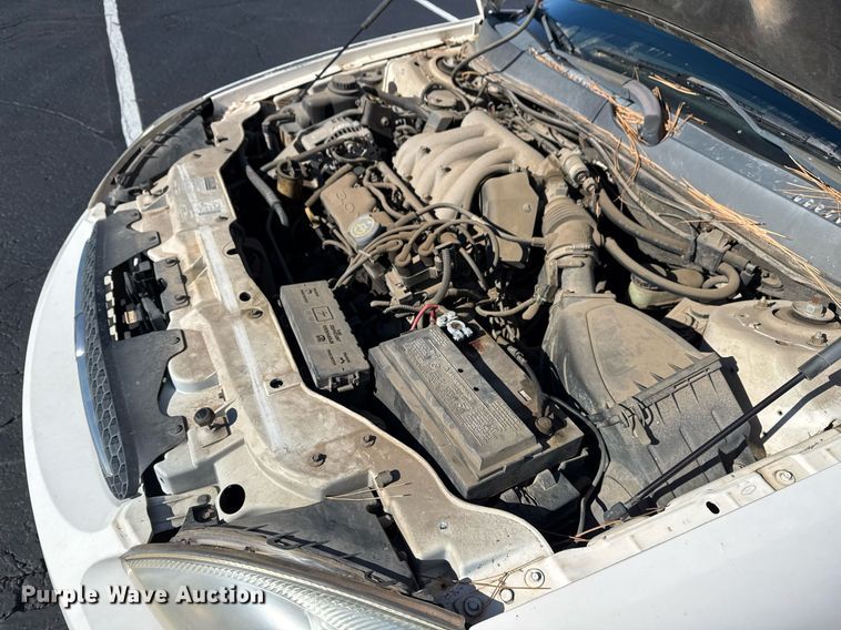 image for item EG7979 2000 Ford Taurus 