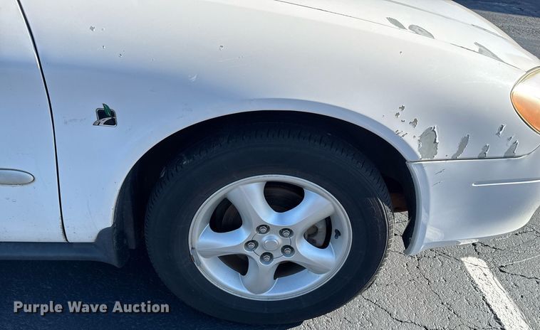 image for item EG7979 2000 Ford Taurus 