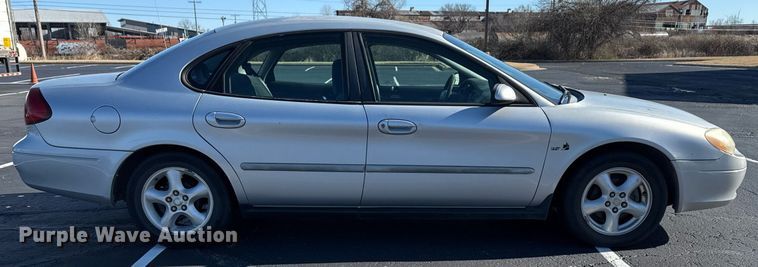 image for item EG7980 2000 Ford Taurus 