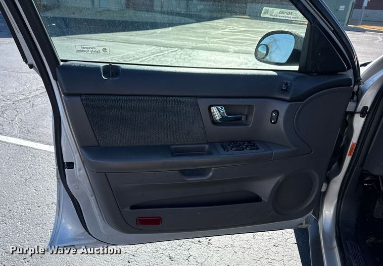 image for item EG7980 2000 Ford Taurus 