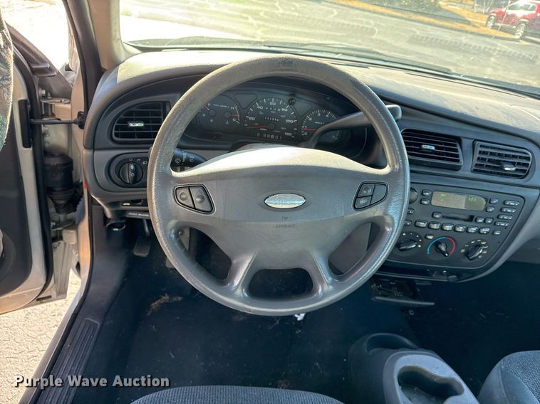 image for item EG7980 2000 Ford Taurus 