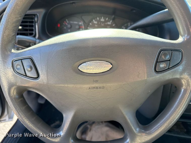 image for item EG7980 2000 Ford Taurus 