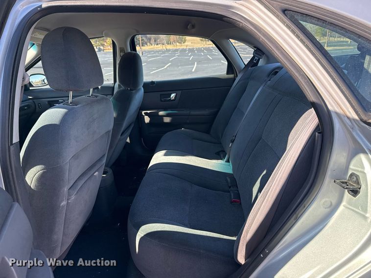 image for item EG7980 2000 Ford Taurus 