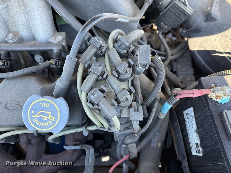 image for item EG7980 2000 Ford Taurus 