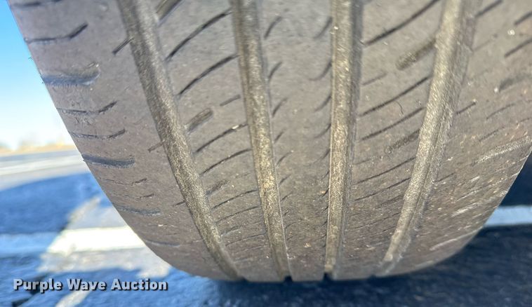 image for item EG7980 2000 Ford Taurus 