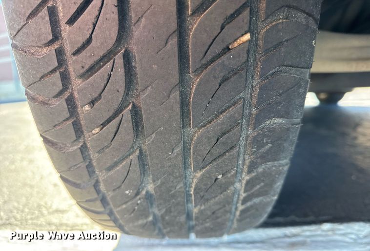 image for item EG7980 2000 Ford Taurus 