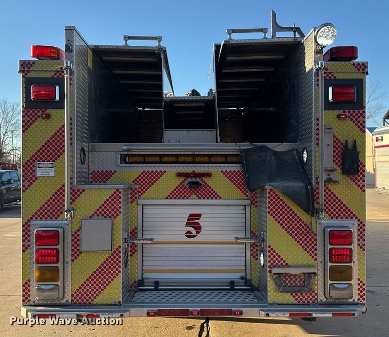 image for item EG7983 2007 Spartan pumper fire truck