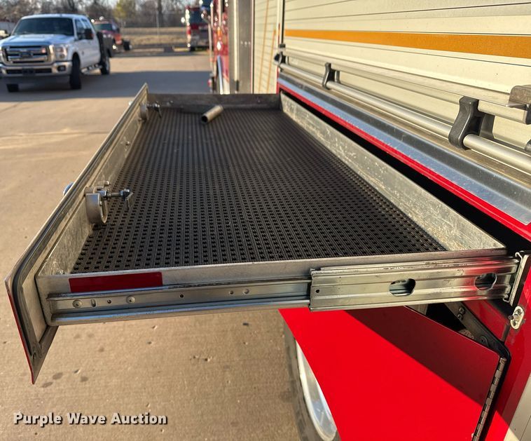 image for item EG7983 2007 Spartan pumper fire truck