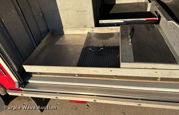 image for item EG7983 2007 Spartan pumper fire truck