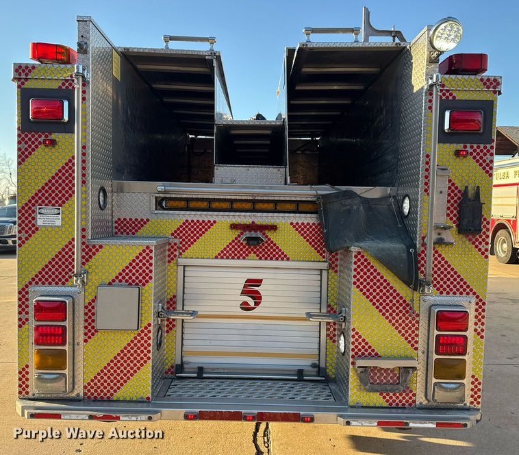 image for item EG7983 2007 Spartan pumper fire truck