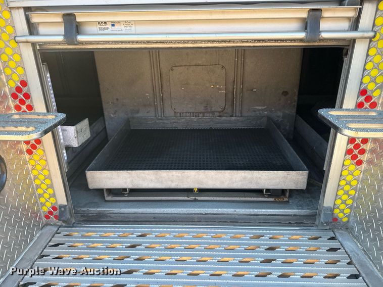 image for item EG7983 2007 Spartan pumper fire truck