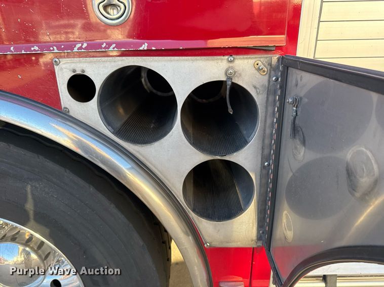 image for item EG7983 2007 Spartan pumper fire truck