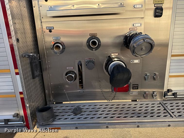 image for item EG7983 2007 Spartan pumper fire truck