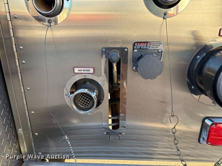 image for item EG7983 2007 Spartan pumper fire truck