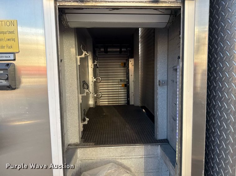 image for item EG7983 2007 Spartan pumper fire truck