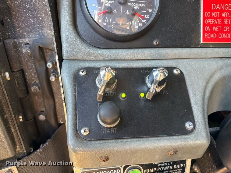 image for item EG7983 2007 Spartan pumper fire truck