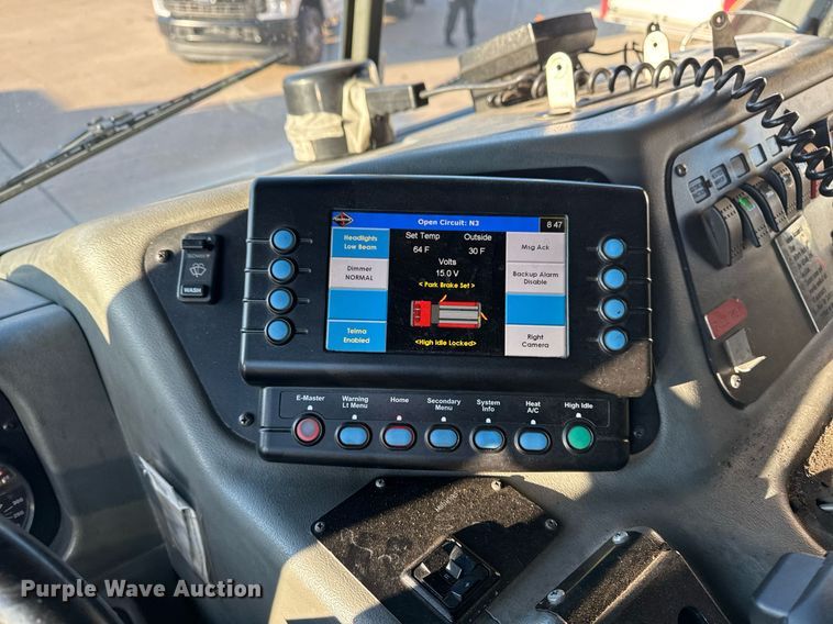 image for item EG7983 2007 Spartan pumper fire truck