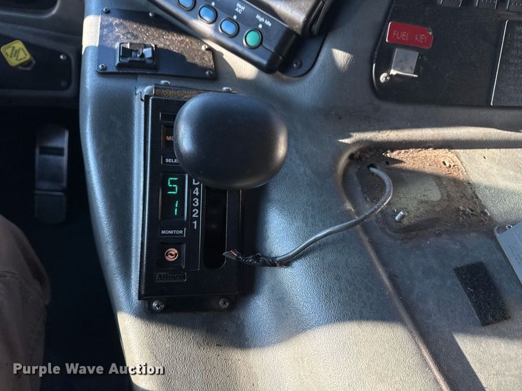 image for item EG7983 2007 Spartan pumper fire truck