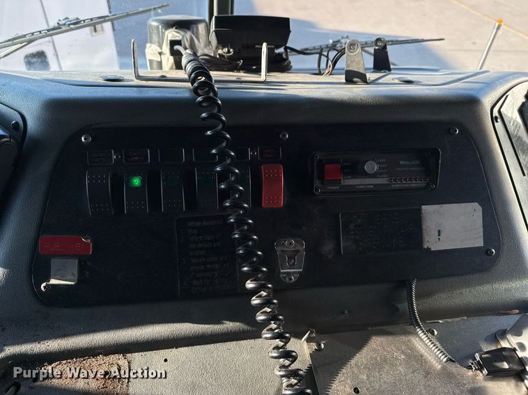 image for item EG7983 2007 Spartan pumper fire truck