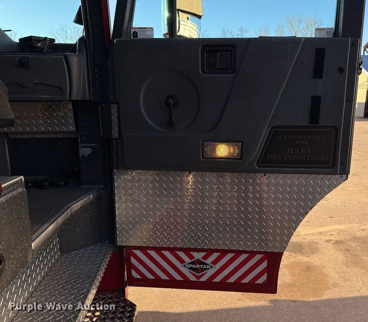 image for item EG7983 2007 Spartan pumper fire truck