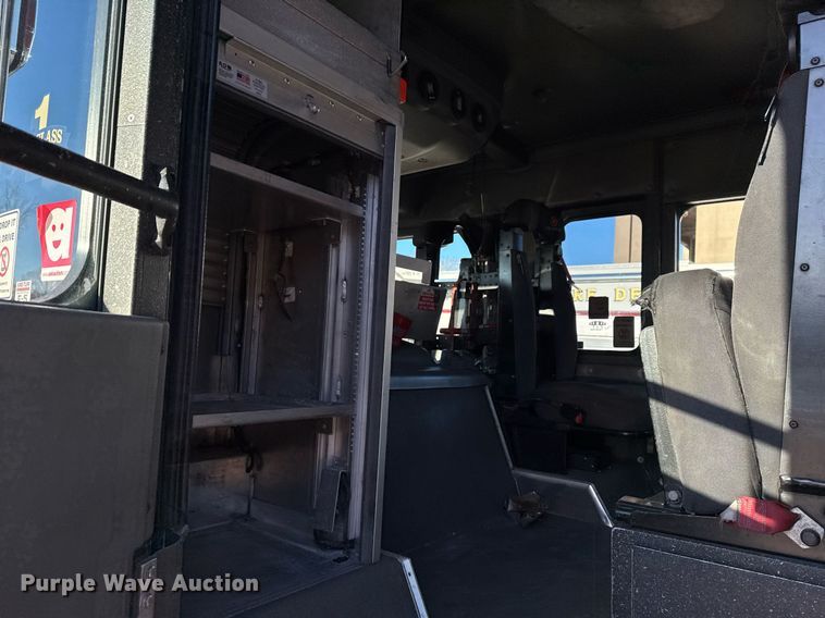 image for item EG7983 2007 Spartan pumper fire truck