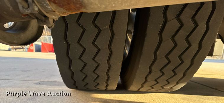 image for item EG7983 2007 Spartan pumper fire truck