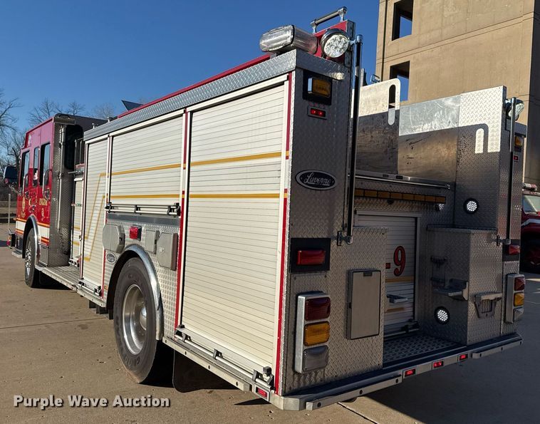 image for item EG7984 2001 Spartan pumper fire truck