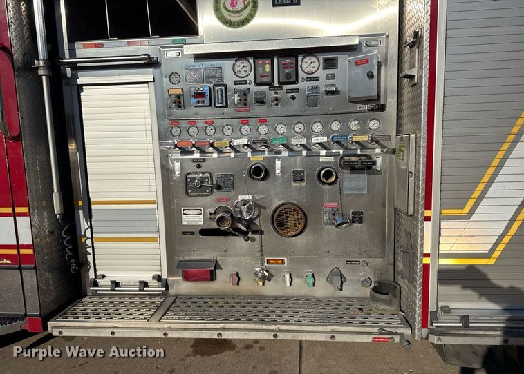 image for item EG7984 2001 Spartan pumper fire truck