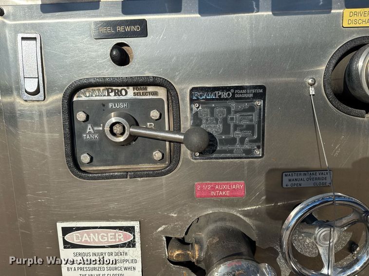 image for item EG7984 2001 Spartan pumper fire truck