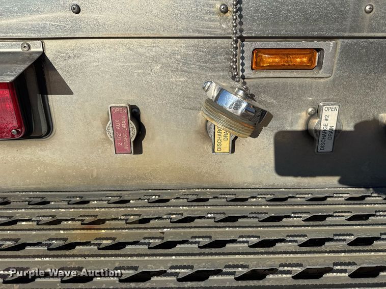 image for item EG7984 2001 Spartan pumper fire truck