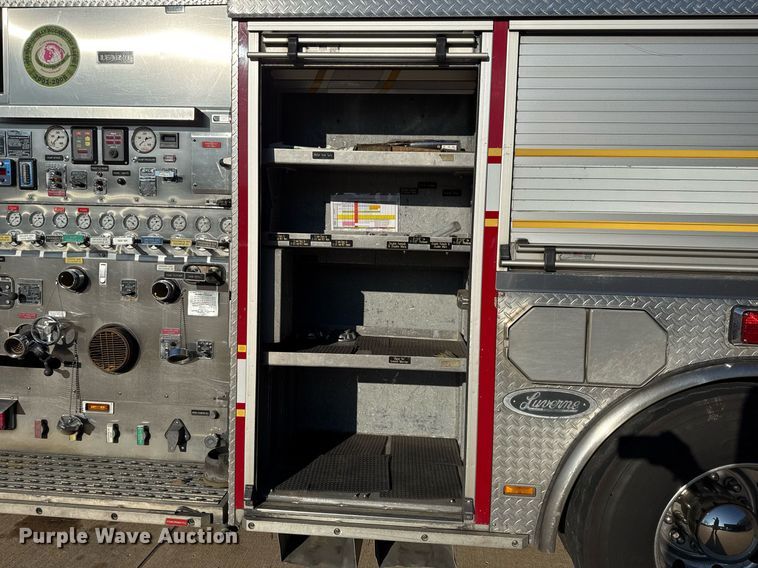 image for item EG7984 2001 Spartan pumper fire truck