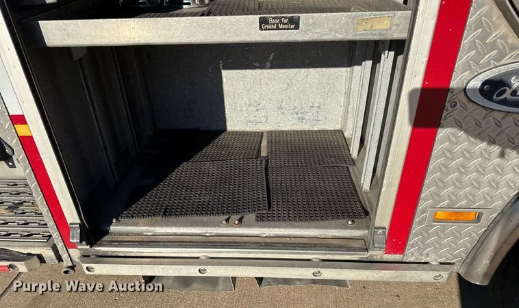 image for item EG7984 2001 Spartan pumper fire truck