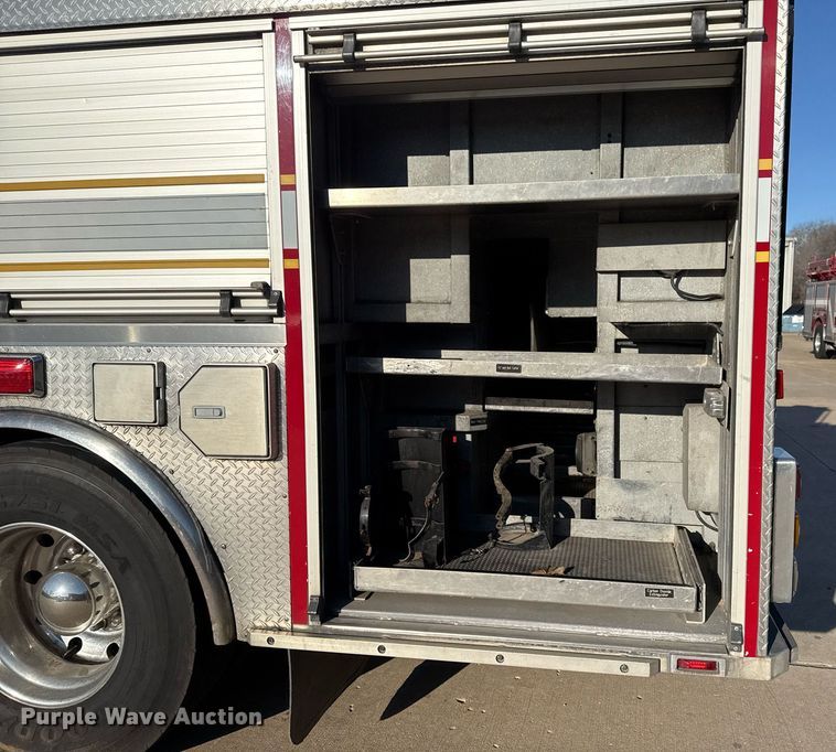 image for item EG7984 2001 Spartan pumper fire truck