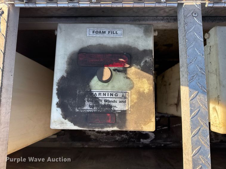 image for item EG7984 2001 Spartan pumper fire truck