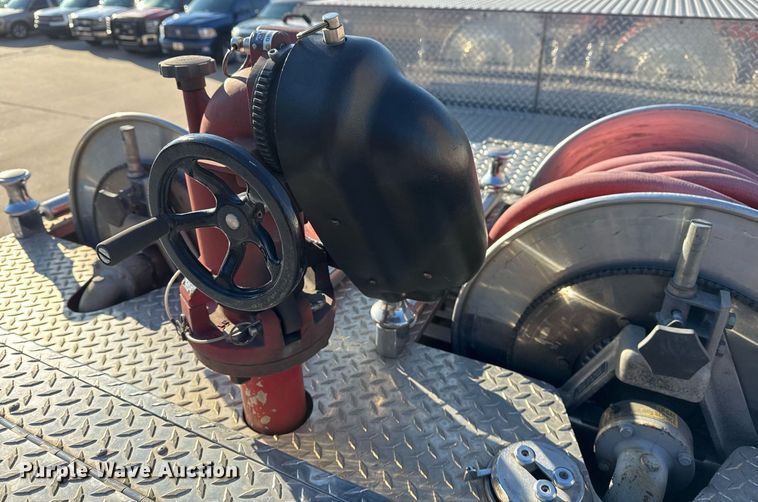 image for item EG7984 2001 Spartan pumper fire truck