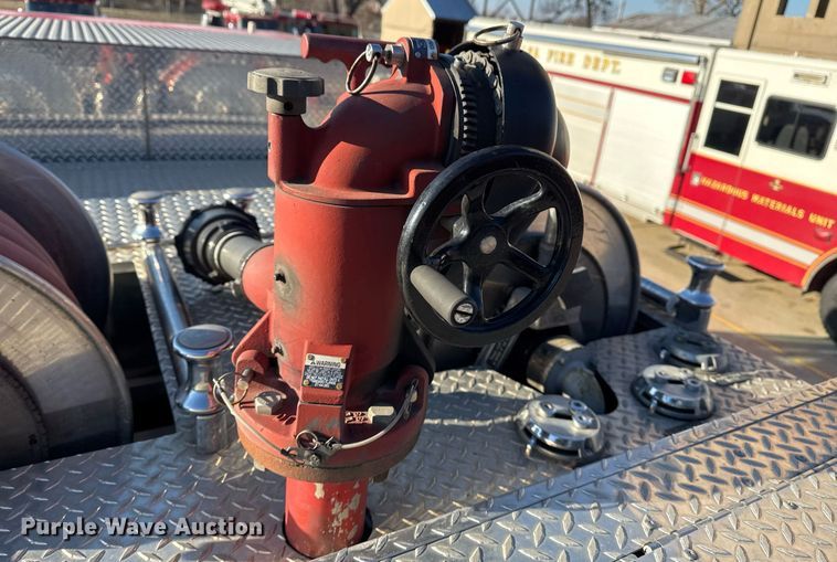 image for item EG7984 2001 Spartan pumper fire truck