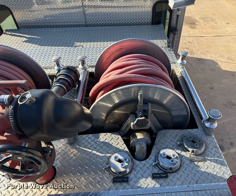 image for item EG7984 2001 Spartan pumper fire truck