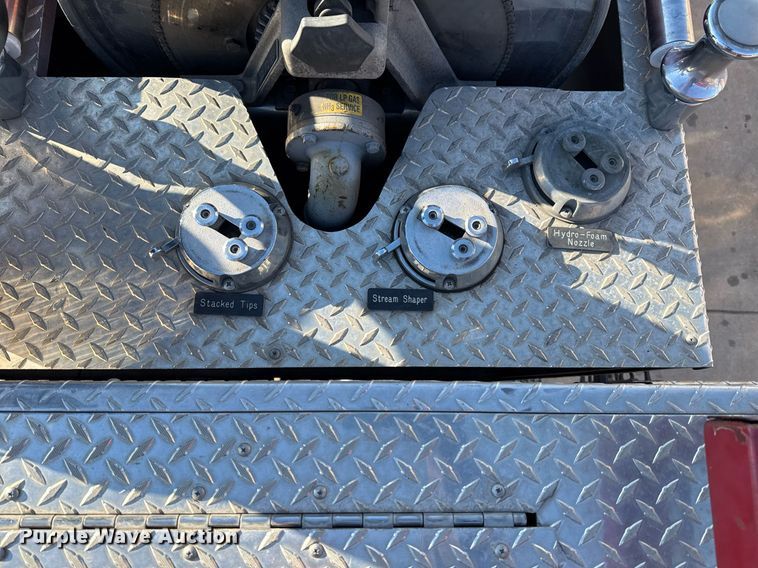 image for item EG7984 2001 Spartan pumper fire truck