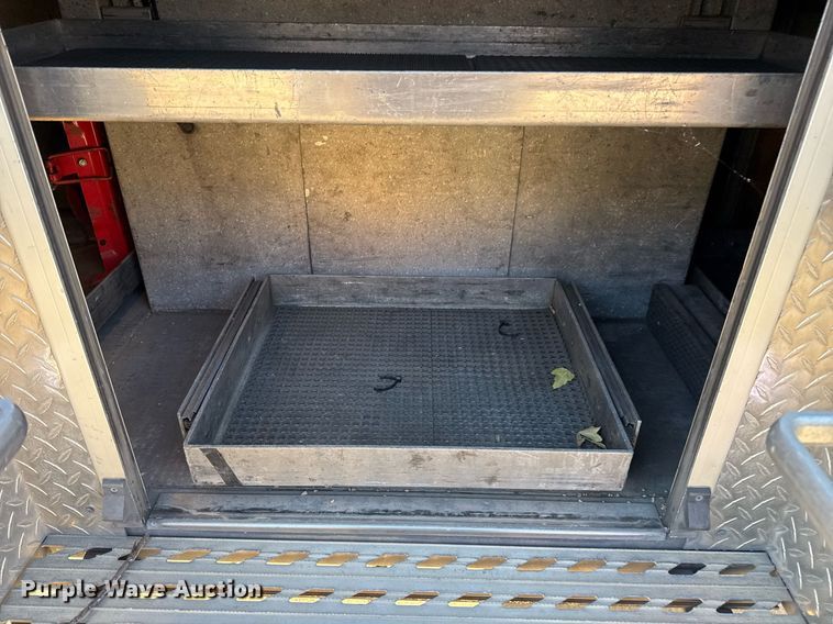 image for item EG7984 2001 Spartan pumper fire truck