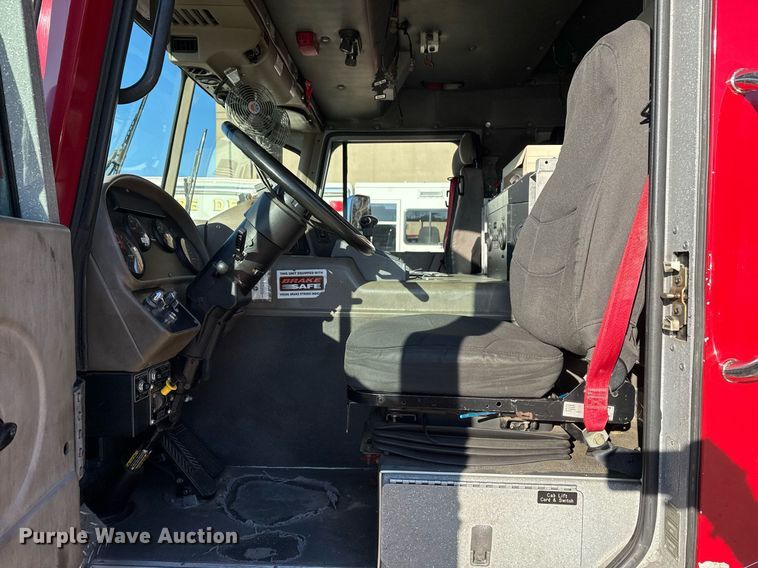 image for item EG7984 2001 Spartan pumper fire truck