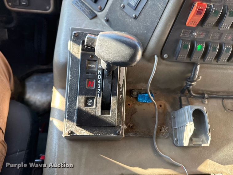 image for item EG7984 2001 Spartan pumper fire truck