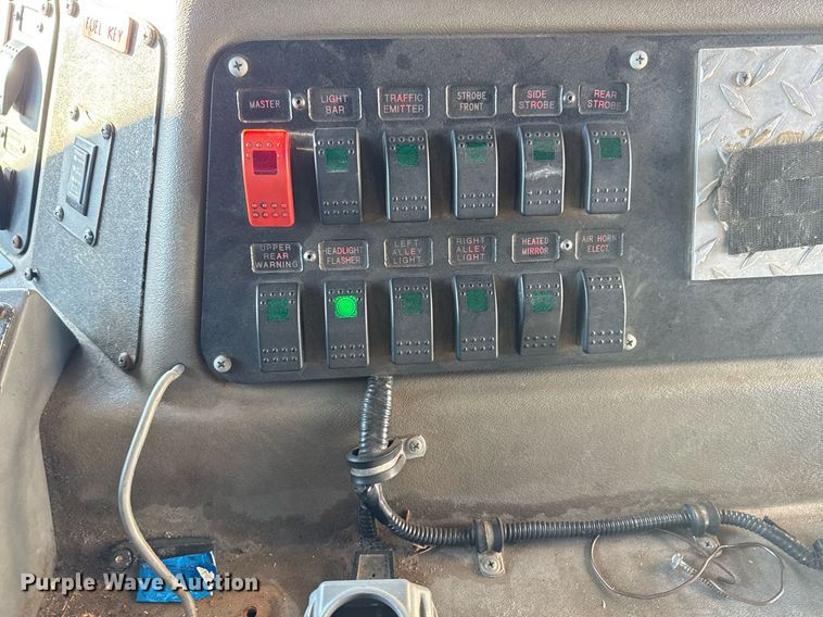 image for item EG7984 2001 Spartan pumper fire truck