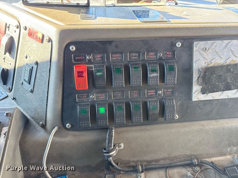 image for item EG7984 2001 Spartan pumper fire truck