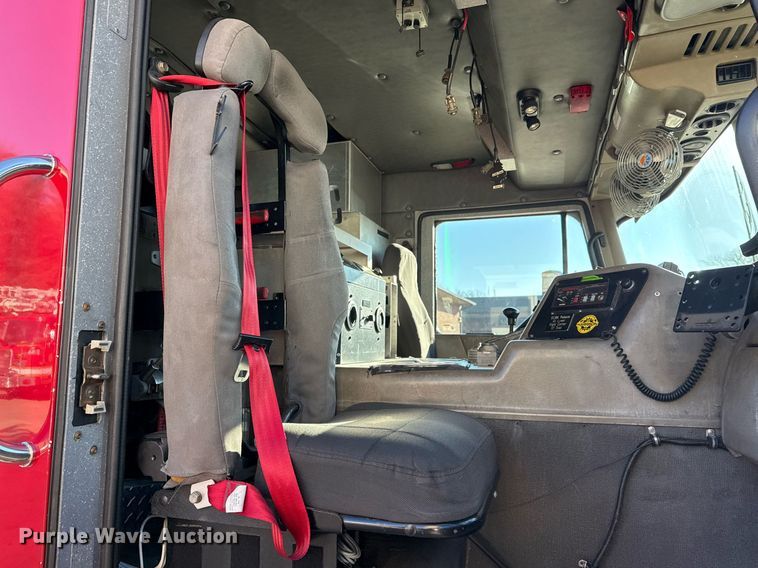 image for item EG7984 2001 Spartan pumper fire truck