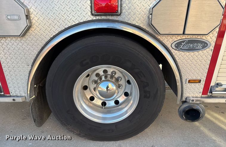 image for item EG7984 2001 Spartan pumper fire truck