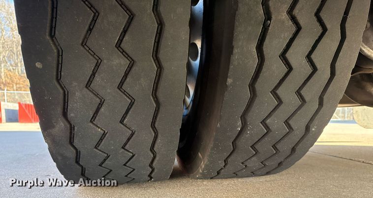 image for item EG7984 2001 Spartan pumper fire truck