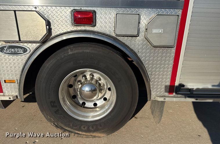 image for item EG7984 2001 Spartan pumper fire truck