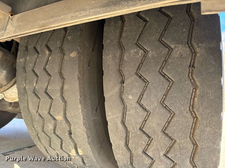 image for item EG7984 2001 Spartan pumper fire truck